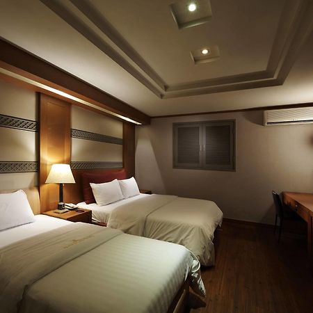 סיאול Hotel Noblesse, Yeoksam מראה חיצוני תמונה