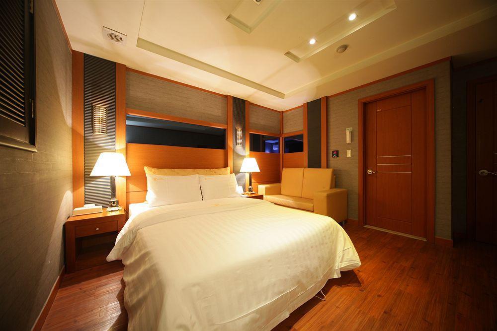 סיאול Hotel Noblesse, Yeoksam מראה חיצוני תמונה