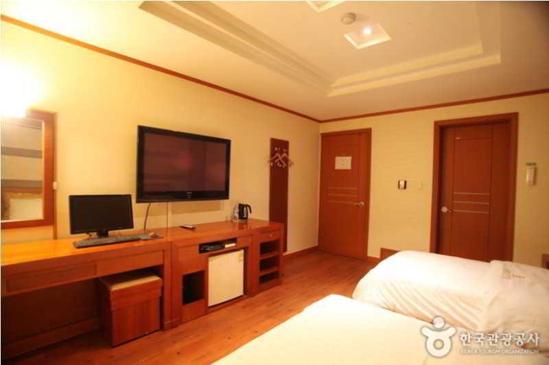 סיאול Hotel Noblesse, Yeoksam מראה חיצוני תמונה